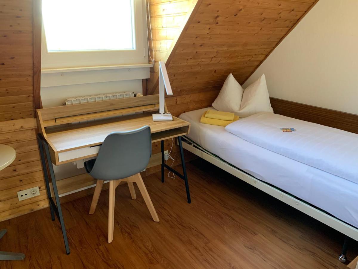 Gaestehaus An Der Rheinbruecke Altlussheim 外观 照片